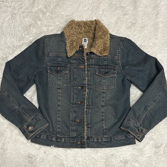 Y2K GAP Denim Jacket with Tan Faux Fur Collar - Picture 1 of 7